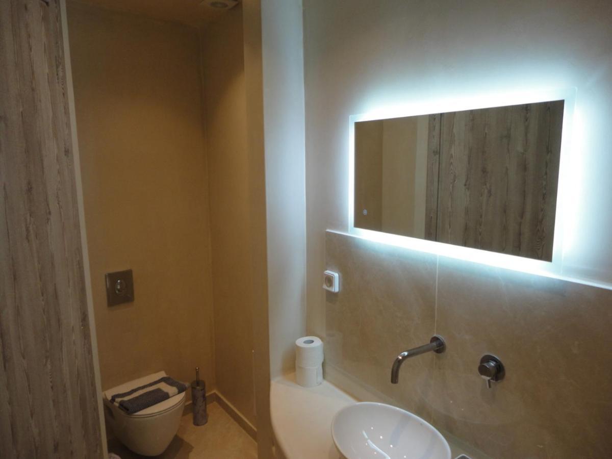 Triena Apartments Fíra Kültér fotó