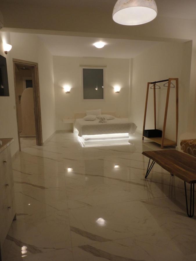Triena Apartments Fíra Kültér fotó