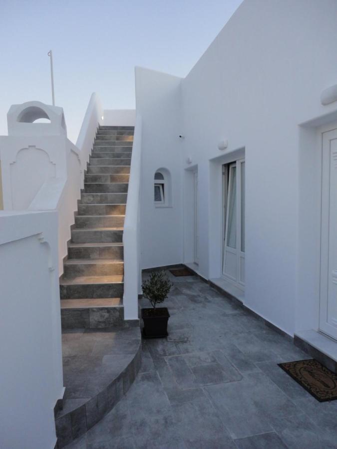 Triena Apartments Fíra Kültér fotó
